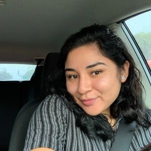 Meet your Posher, Kelsi